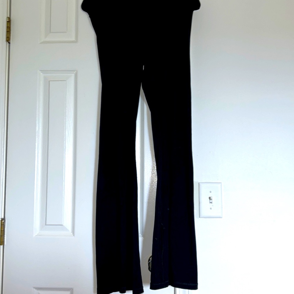 Offline by AERIE - real me FLARE PANTS (NWOT)